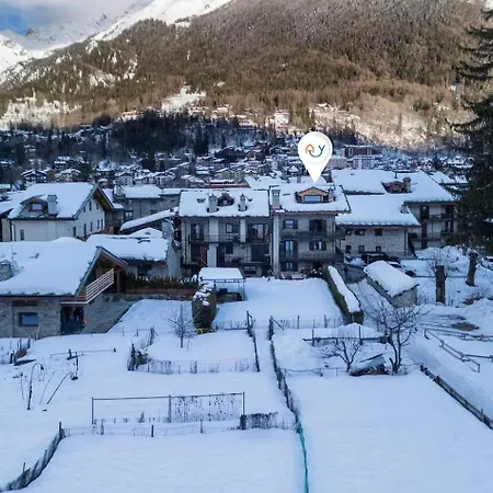 Casa Giardini In Dolonne - By Happy Courmayeur